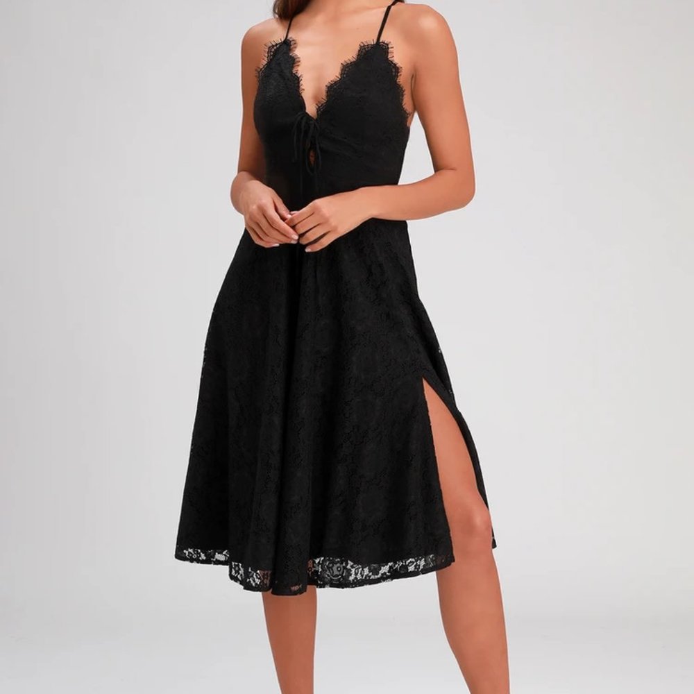 Lulus Waverly Black Lace Midi Dress